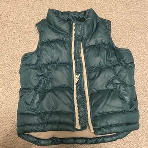 Old navy puffer vest